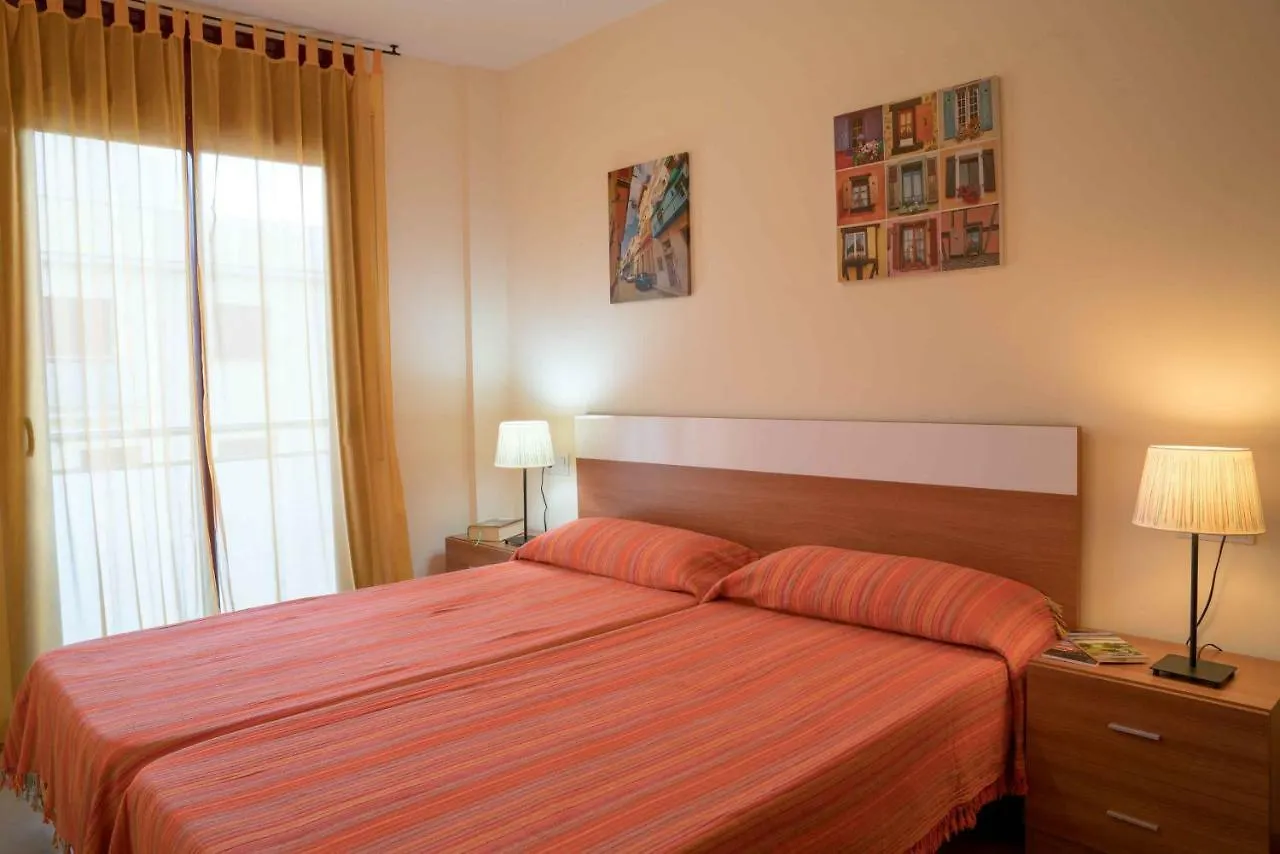 公寓 Apartaments Sant Pere 滨海略雷特